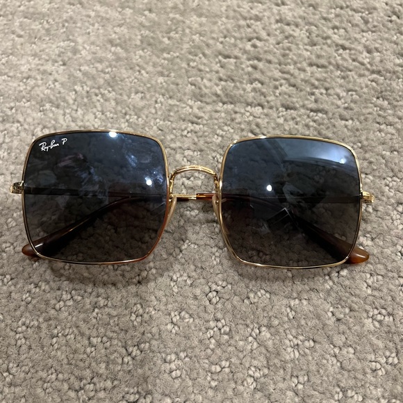 Ray Bans - Picture 4 of 6